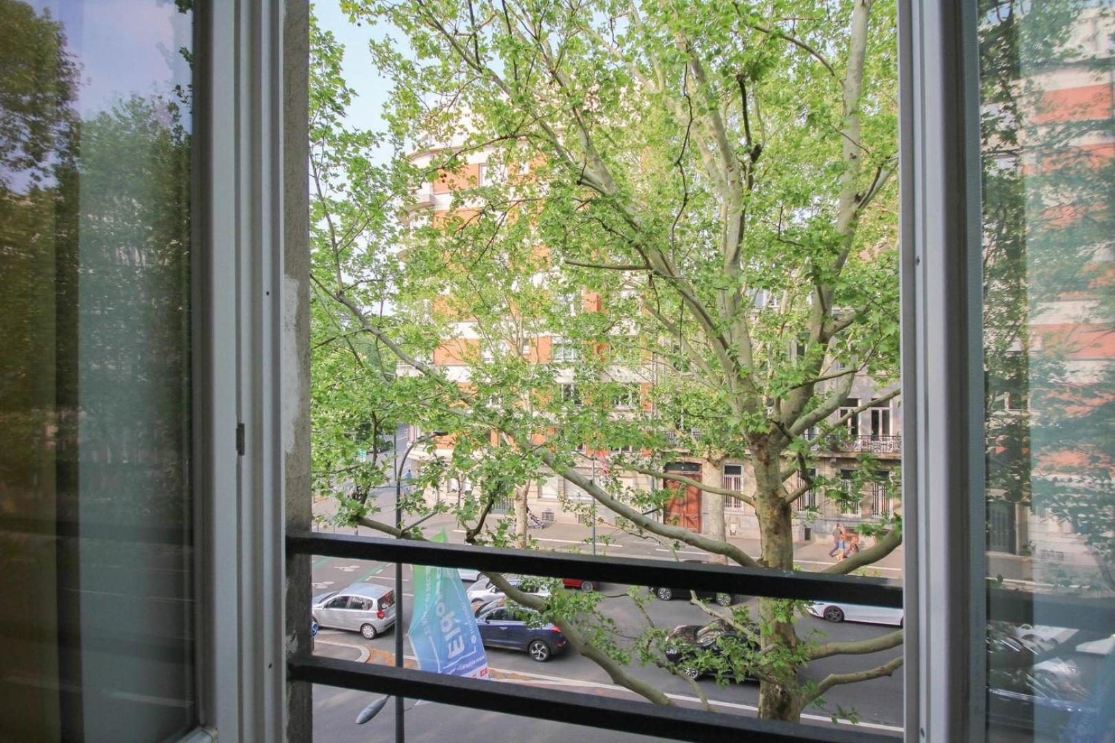 2-Bedroom Flat + Private Car Park. リール エクステリア 写真